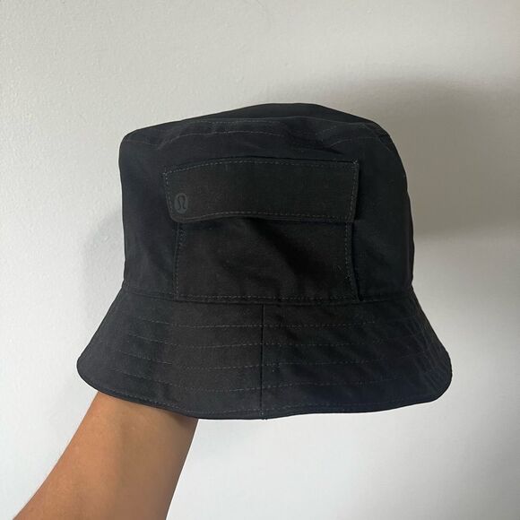 Lululemon Black Cargo Style Bucket Hat S/M - Picture 1 of 5